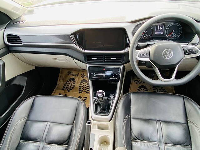 Used Volkswagen Taigun [2021-2023] Highline 1.0 TSI MT in Ahmedabad