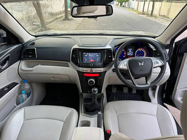 Used Mahindra XUV300 [2019-2024] W8 (O) 1.5 Diesel AMT Dual Tone in Lucknow
