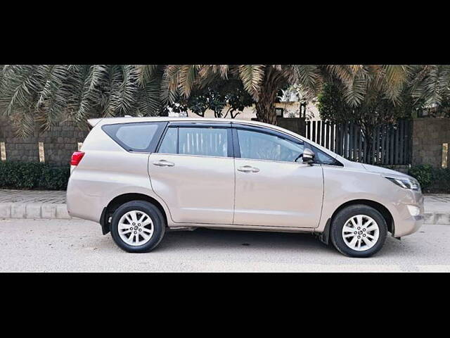 Used Toyota Innova Crysta [2016-2020] 2.4 V Diesel in Delhi