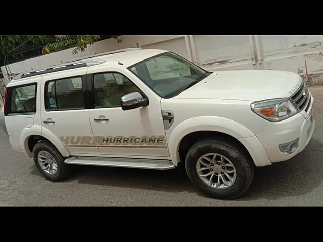 Used 2013 Ford Endeavour in Agra