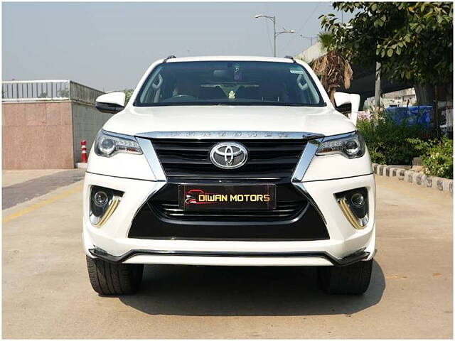 Used 2020 Toyota Fortuner in Delhi