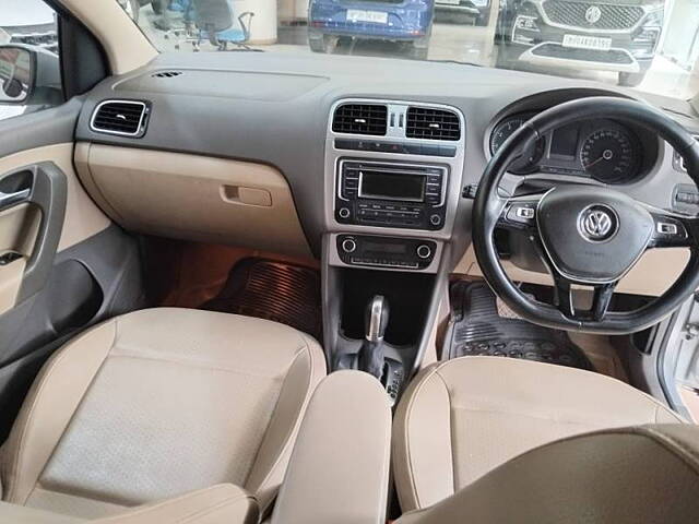 Used Volkswagen Vento [2015-2019] Highline Plus 1.2 (P) AT 16 Alloy in Mumbai