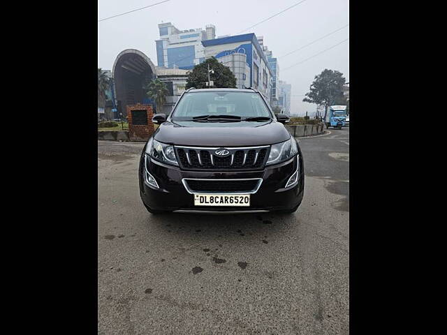 Used 2017 Mahindra XUV500 in Delhi