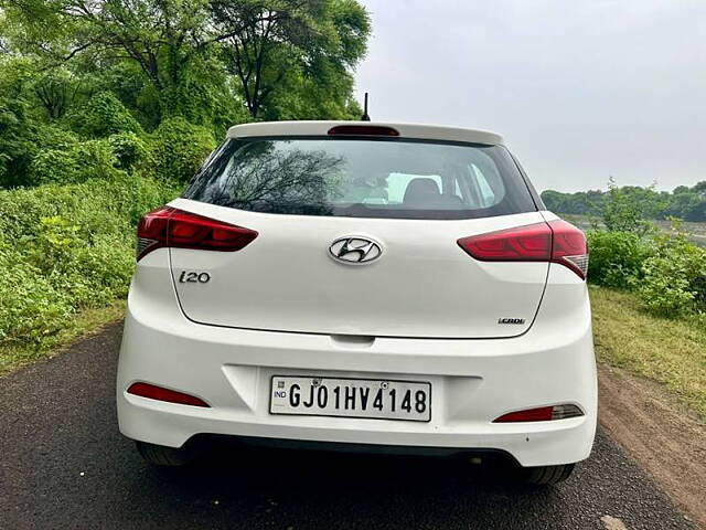 Used Hyundai Elite i20 [2017-2018] Magna Executive 1.4 CRDI in Ahmedabad