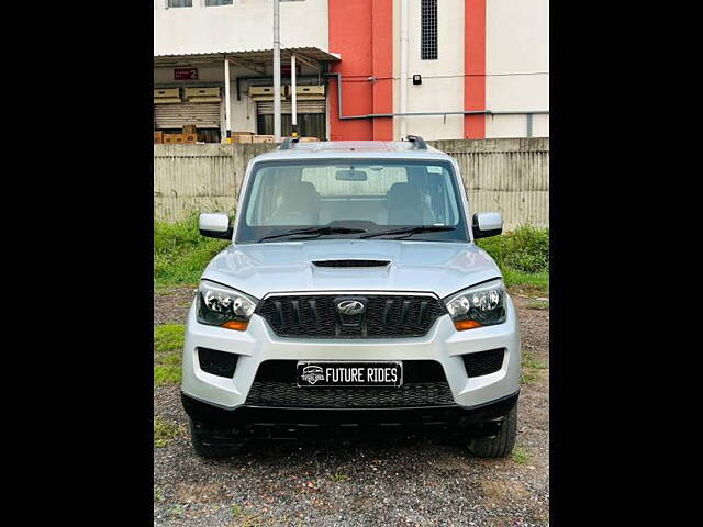 Used 2016 Mahindra Scorpio in Delhi