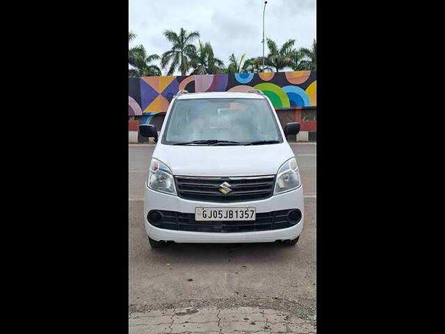 Used 2012 Maruti Suzuki Wagon R in Surat