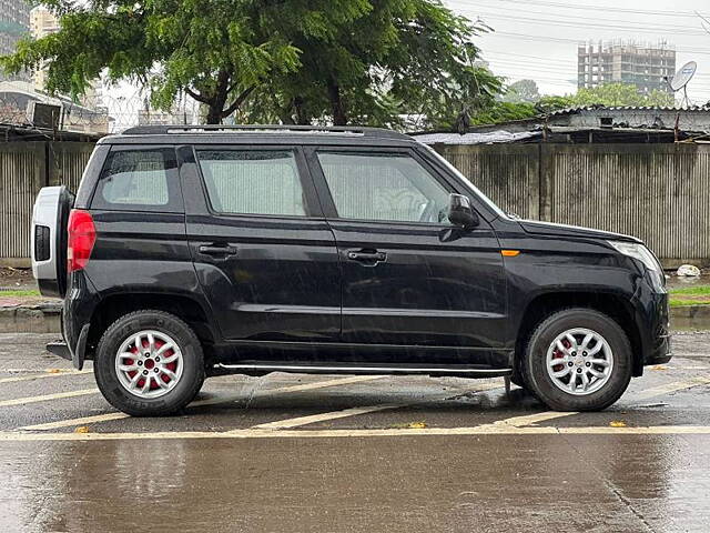 Used Mahindra TUV300 [2015-2019] T8 AMT in Mumbai