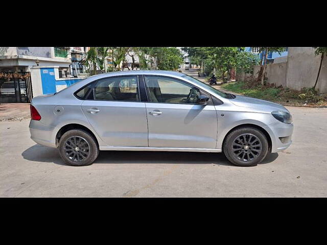 Used Skoda Rapid [2015-2016] 1.5 TDI CR Style Plus AT in Hyderabad