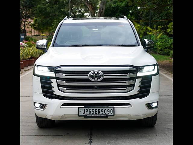 Used 2023 Toyota Land Cruiser in Delhi