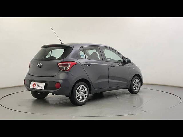 Used Hyundai Grand i10 Magna 1.2 Kappa VTVT in Ahmedabad