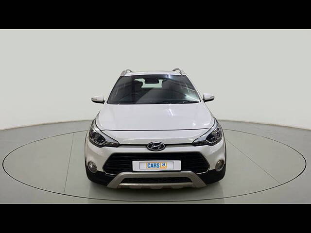 Used Hyundai i20 Active 1.2 SX in Mumbai