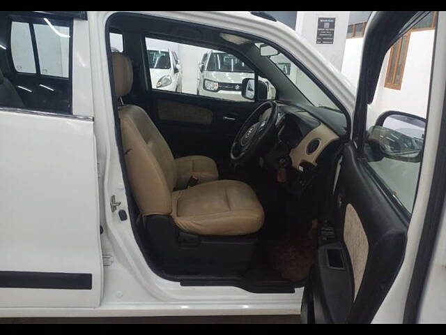 Used Maruti Suzuki Wagon R 1.0 [2014-2019] VXI AMT in Kanpur