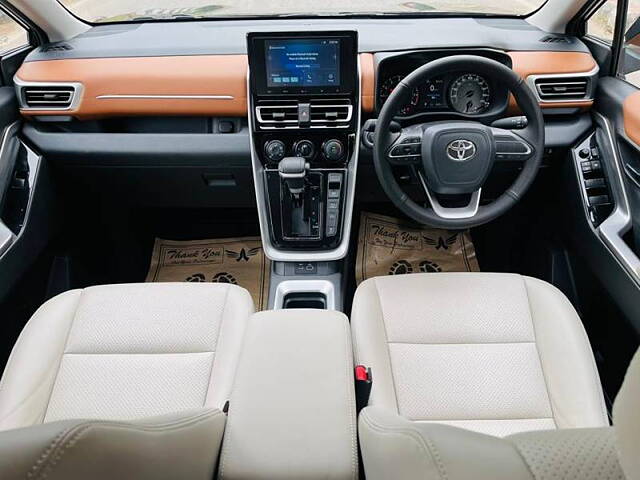 Used Toyota Innova Hycross GX 7 STR in Meerut