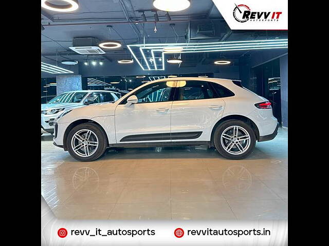 Used Porsche Macan Base [2021-2023] in Delhi