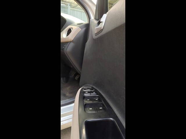 Used Hyundai Xcent [2014-2017] SX 1.1 CRDi (O) in Nashik