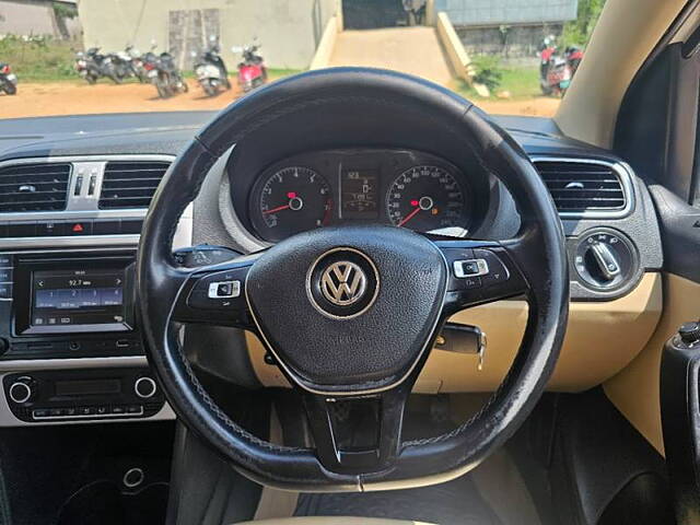 Used Volkswagen Polo [2016-2019] Highline1.2L (P) in Bangalore