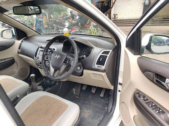 Used Hyundai i20 [2010-2012] Sportz 1.2 (O) in Thane