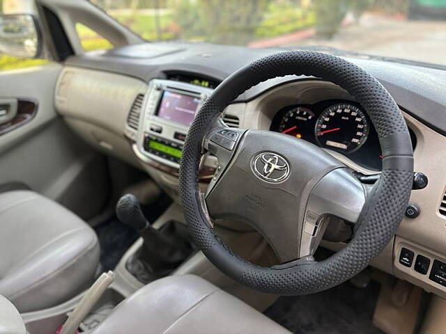 Used Toyota Innova [2005-2009] 2.5 V 7 STR in Jalgaon