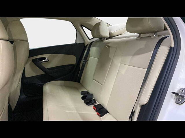 Used Skoda Rapid Style 1.6 MPI in Mumbai