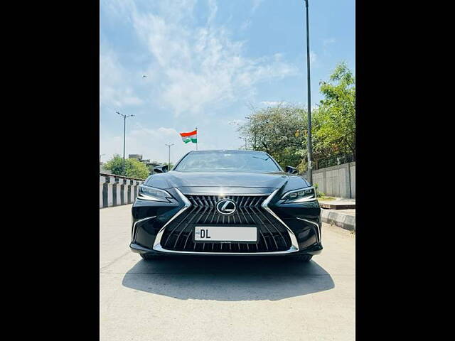 Used 2023 Lexus ES in Delhi