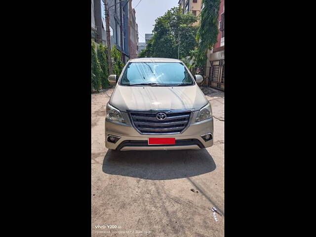 Used 2014 Toyota Innova in Hyderabad