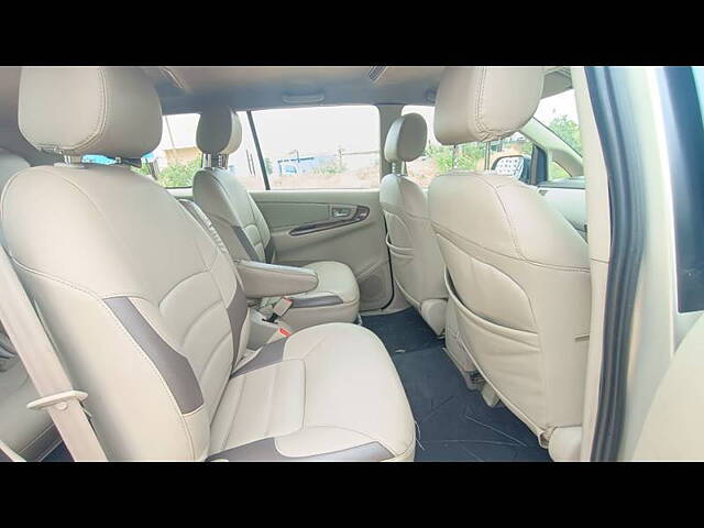 Used Toyota Innova [2005-2009] 2.5 V 7 STR in Bangalore