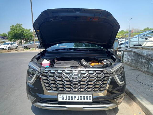 Used Hyundai Alcazar [2021-2023] Signature (O) 6 STR 1.5 Diesel AT in Ahmedabad