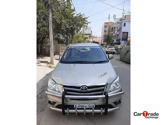 Used 2013 Toyota Innova in Hyderabad