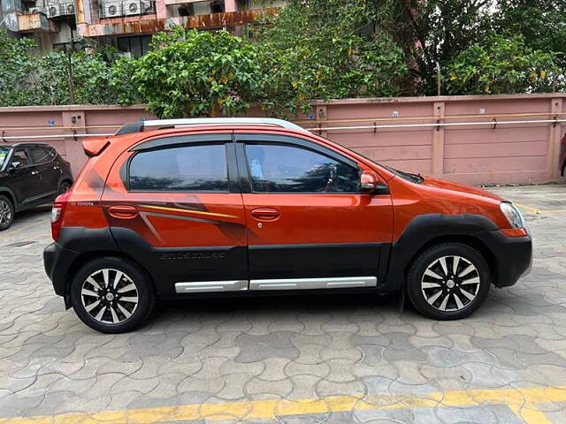 Used Toyota Etios Cross 1.2 G in Kolkata