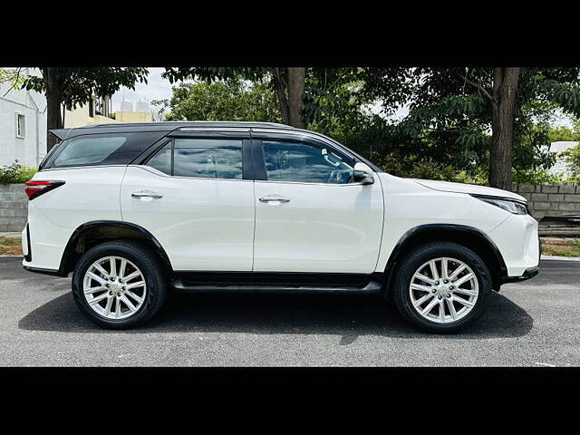 Used Toyota Fortuner Legender 2.8 4X2 AT in Bangalore