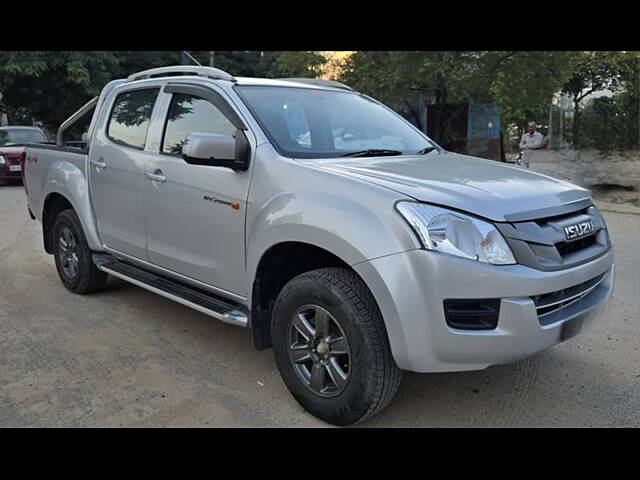 Used Isuzu D-MAX V-Cross [2018-2019] Standard in Gurgaon