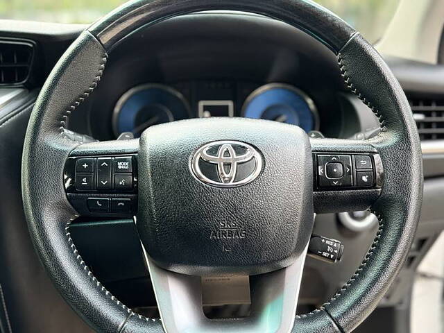 Used Toyota Fortuner 4X2 AT 2.8 Diesel in Delhi