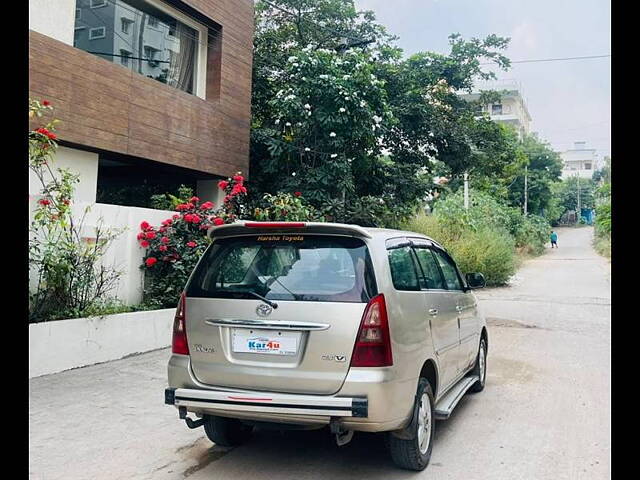 Used Toyota Innova [2005-2009] 2.5 V 8 STR in Hyderabad