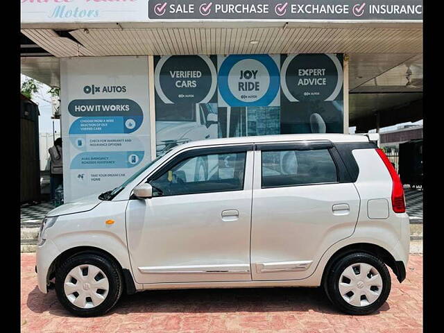 Used Maruti Suzuki Wagon R 1.0 [2014-2019] VXI in Ahmedabad