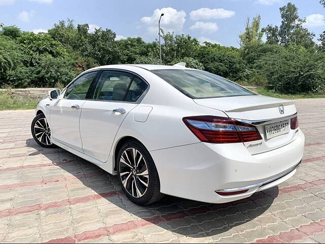 Used Honda Accord Hybrid in Delhi