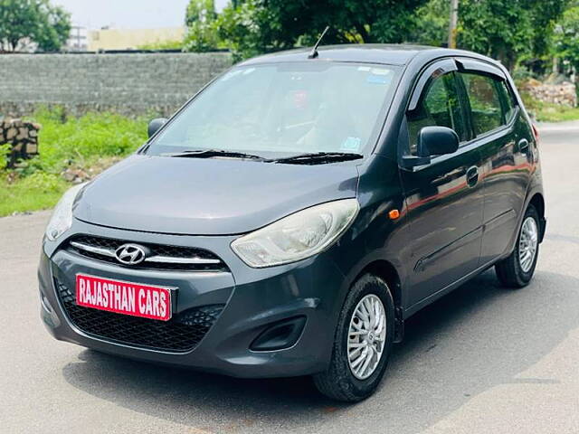 Used 2013 Hyundai i10 in Jaipur