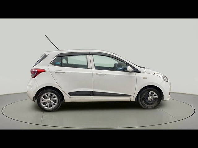 Used Hyundai Grand i10 [2013-2017] Sportz 1.2 Kappa VTVT [2016-2017] in Delhi