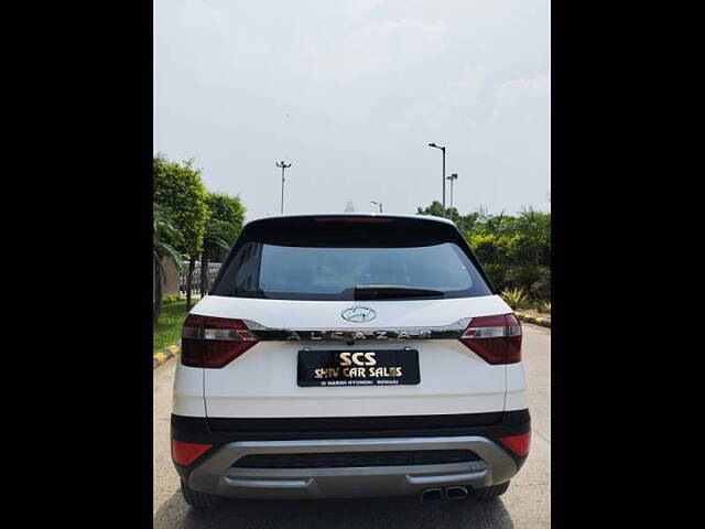 Used Hyundai Alcazar [2021-2023] Platinum (O) 6 STR 1.5 Diesel AT in Delhi