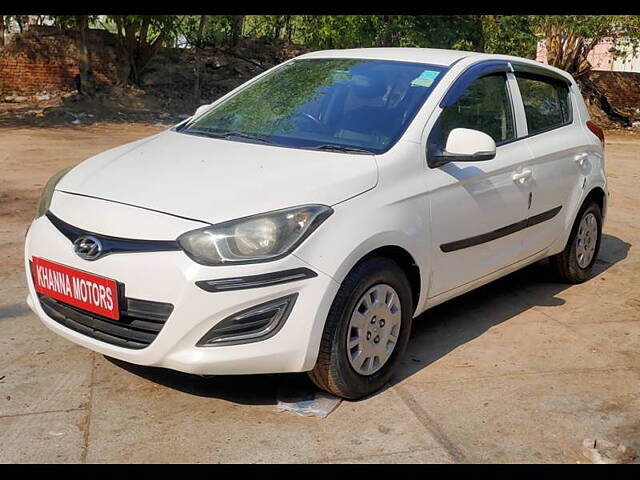 Used Hyundai i20 [2012-2014] Magna 1.2 in Delhi