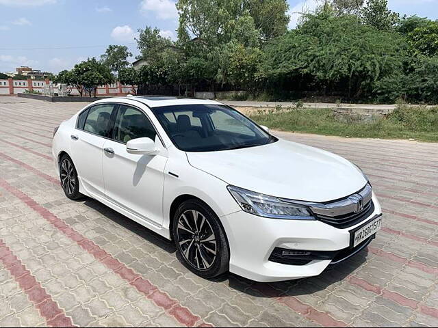 Used Honda Accord Hybrid in Delhi