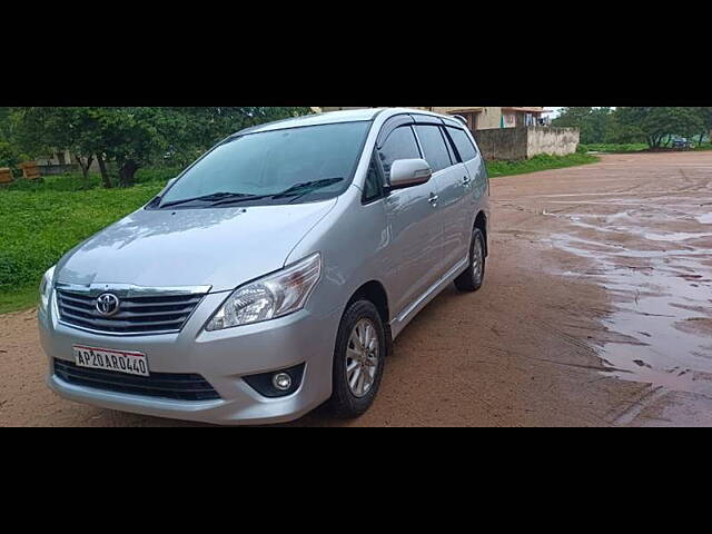 Used Toyota Innova [2005-2009] 2.5 V 7 STR in Hyderabad