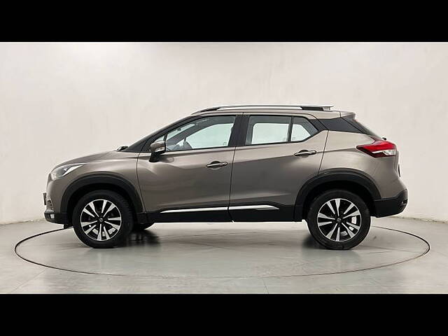 Nissan kicks second store hand