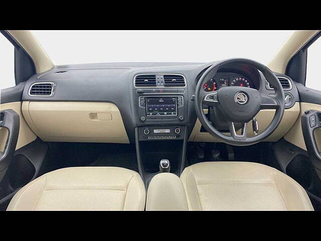 Used Skoda Rapid Style 1.6 MPI in Hyderabad