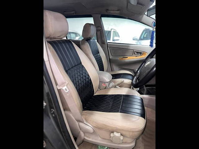 Used Toyota Innova [2005-2009] 2.0 V in Mumbai