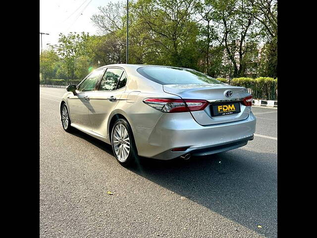 Used Toyota Camry Hybrid in Delhi