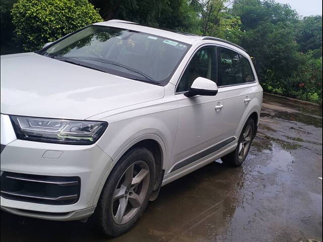 Used Audi Q7 [2015-2020] 45 TFSI Technology Pack in Ahmedabad