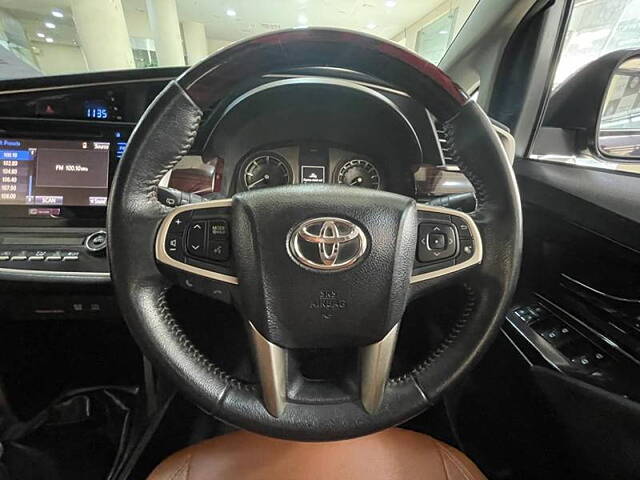 Used Toyota Innova Crysta [2016-2020] 2.4 V Diesel in Mumbai