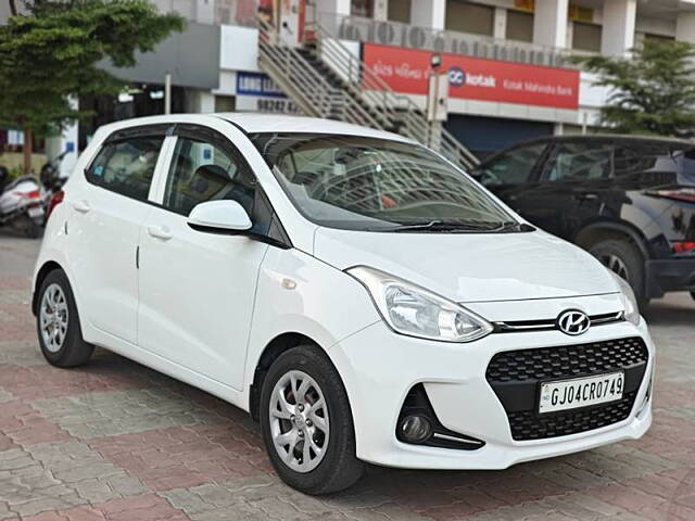 Used Hyundai Grand i10 Magna 1.2 Kappa VTVT CNG in Rajkot