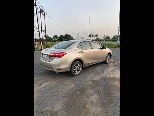 Used Toyota Corolla Altis [2014-2017] GL Petrol in Surat