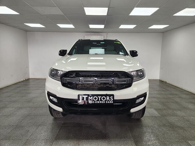 Used 2021 Ford Endeavour in Pune